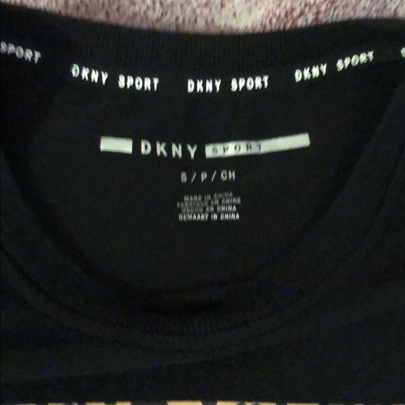 DKNY Sport Leopard Screen Print Tee - Picture 3 of 4